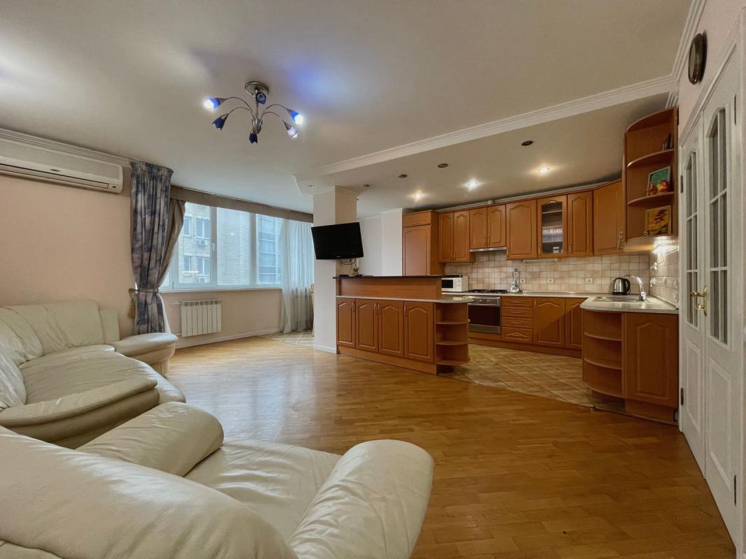 Long term rent 2 bedroom-(s) apartment Mykhailivska Street 2