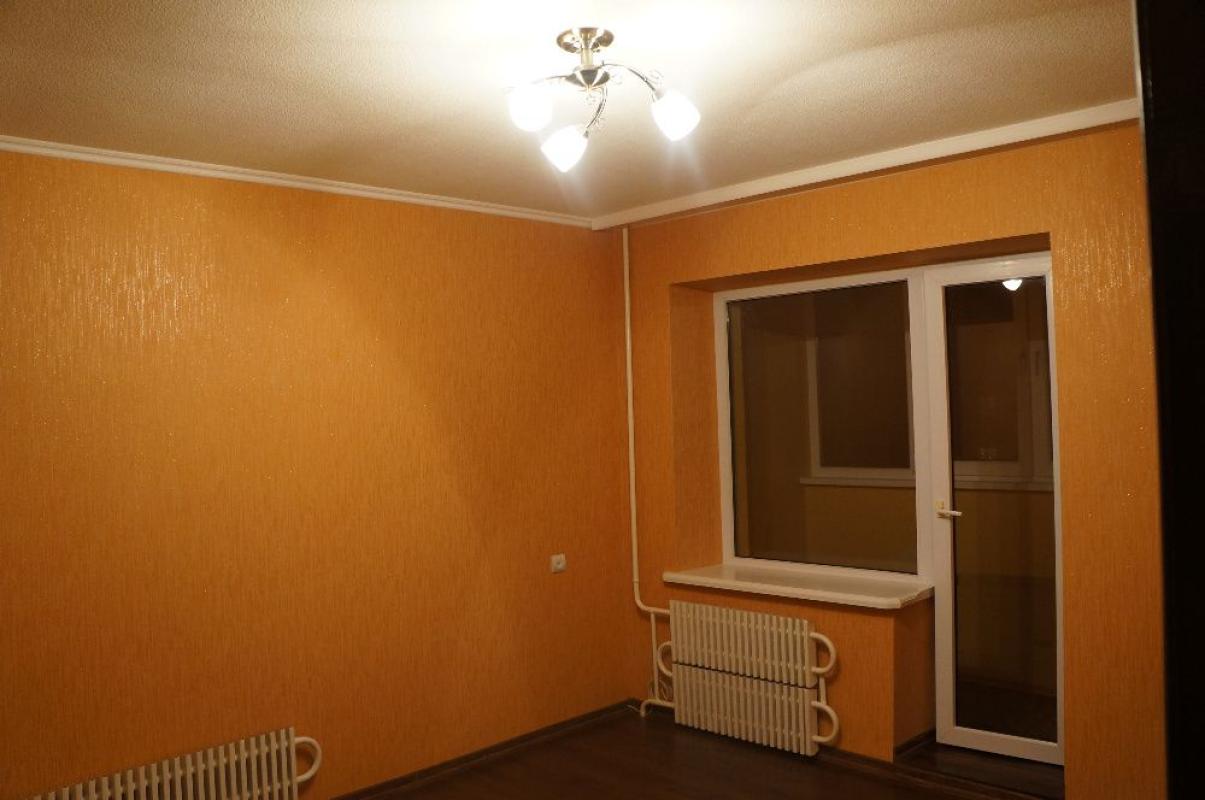 Long term rent 2 bedroom-(s) apartment Peremohy Avenue 46а