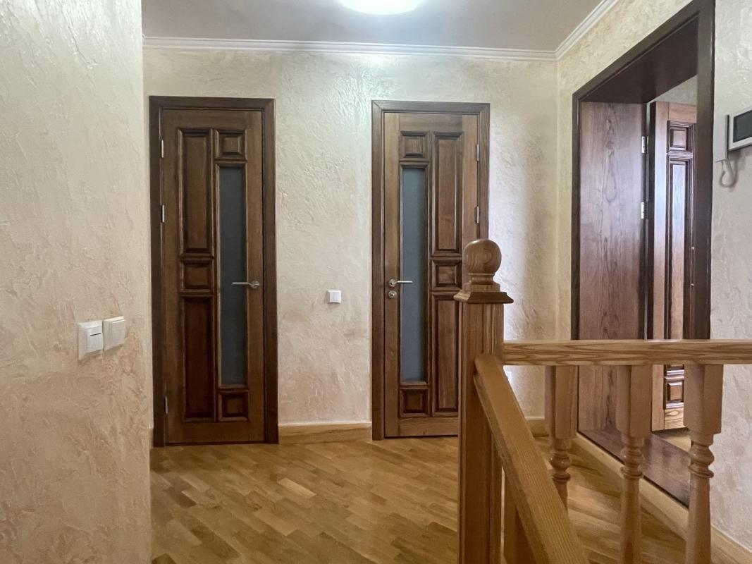 Sale house 265 sq. m., Andria Chaikovskoho Street