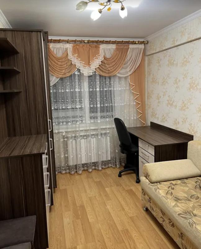 Продажа 4 комнатной квартиры 59 кв. м, Карпенко ул. 2