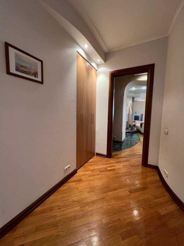 Long term rent 3 bedroom-(s) apartment Turhenievska Street 45-49