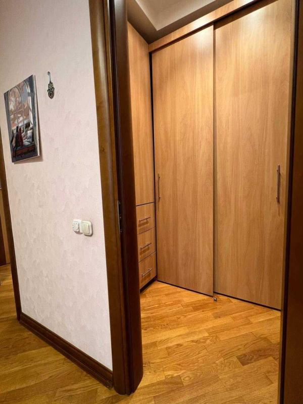 Long term rent 3 bedroom-(s) apartment Turhenievska Street 45-49