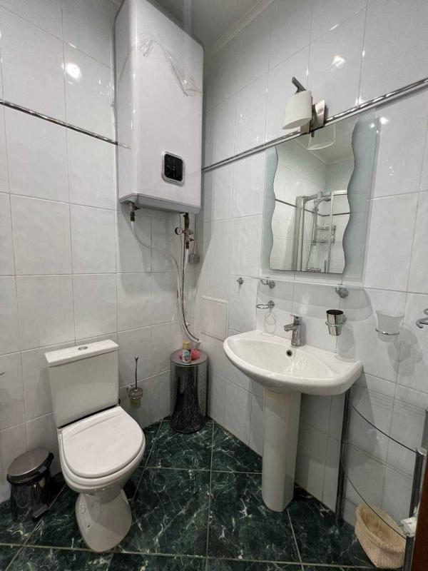 Long term rent 3 bedroom-(s) apartment Turhenievska Street 45-49