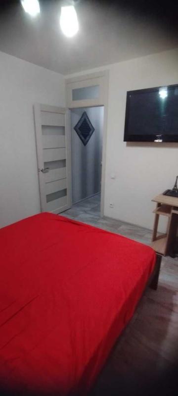 Long term rent 2 bedroom-(s) apartment Heroiv Pratsi Street 20а