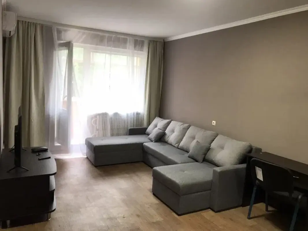 Apartment for rent - Akademika Pavlova Street 146а