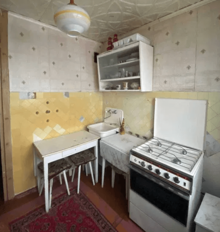 Long term rent 3 bedroom-(s) apartment Tankopiya Street 24а