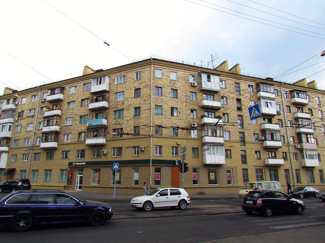 Продаж квартири - Московський проспект