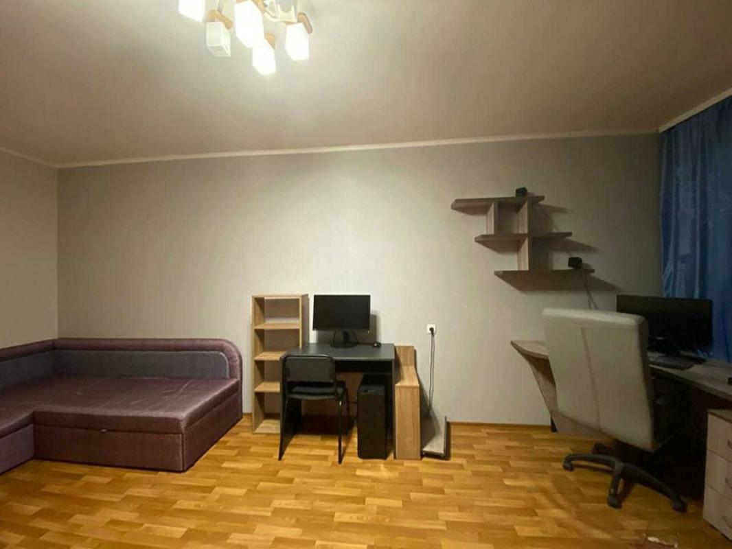 Продаж 1 кімнатної квартири 36 кв. м, Амосова вулиця