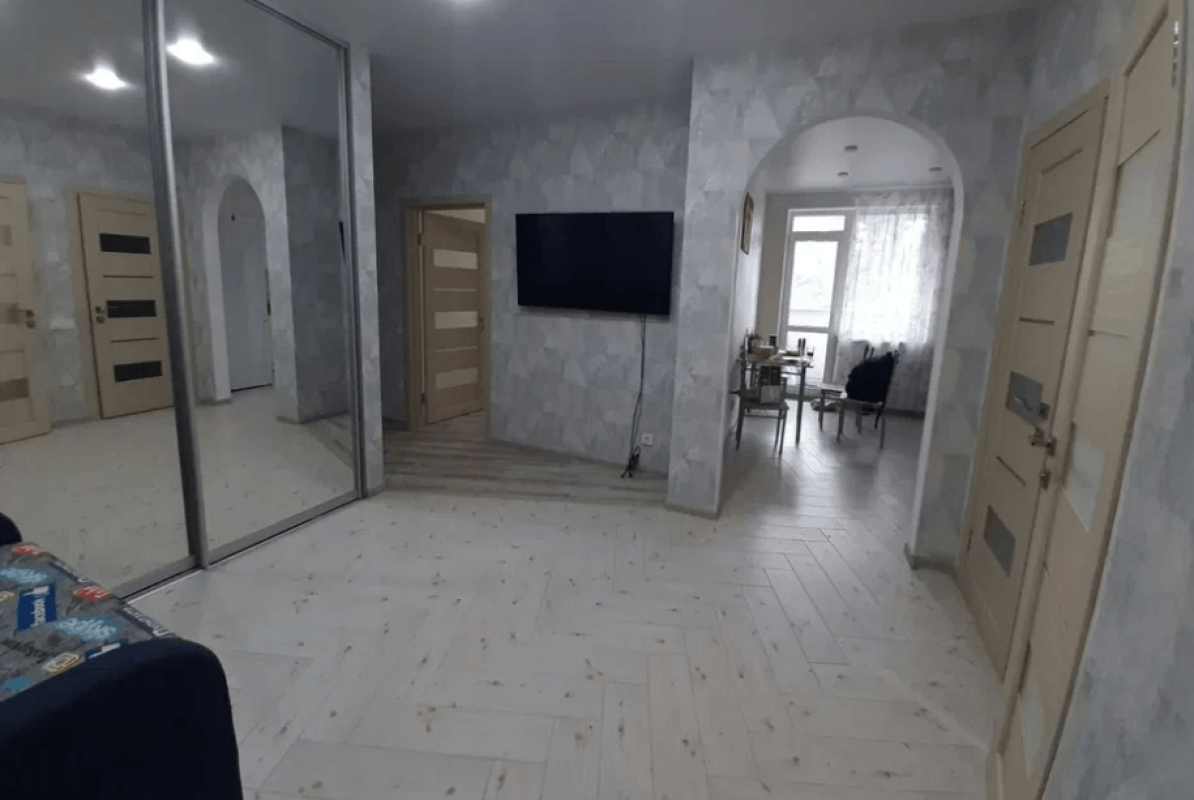 Довготривала оренда 3 кімнатної квартири Тбіліський провулок