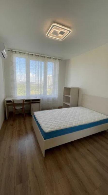 Довгострокова оренда 2 кімнатної квартири Дніпровська набережна 16г